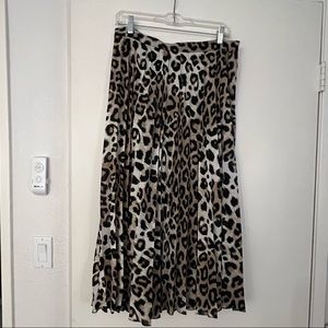 NWT Animal print midi skirt with lining, Banana Republic